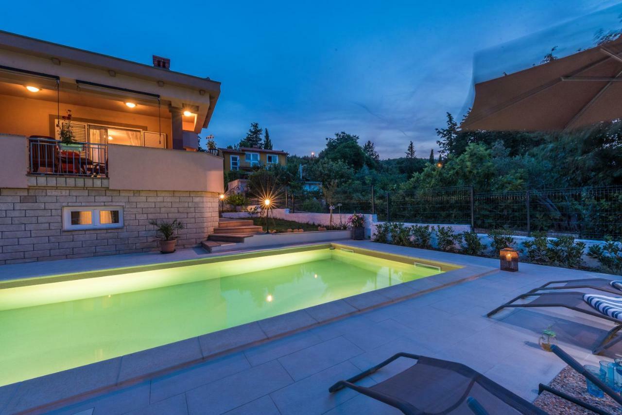 Apartments Jelavić Sutomiscica Zewnętrze zdjęcie