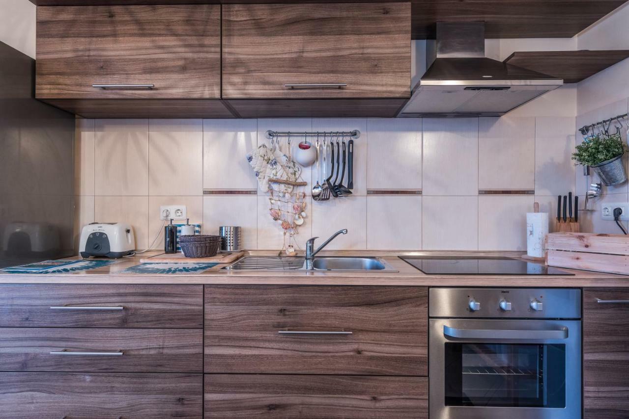 Apartments Jelavić Sutomiscica Zewnętrze zdjęcie