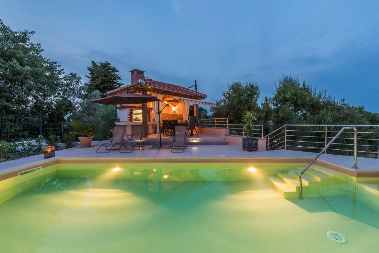 Apartments Jelavić Sutomiscica Zewnętrze zdjęcie
