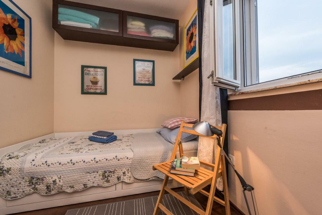 Apartments Jelavić Sutomiscica Zewnętrze zdjęcie