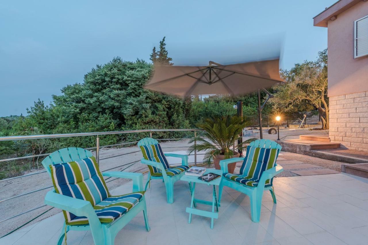 Apartments Jelavić Sutomiscica Zewnętrze zdjęcie