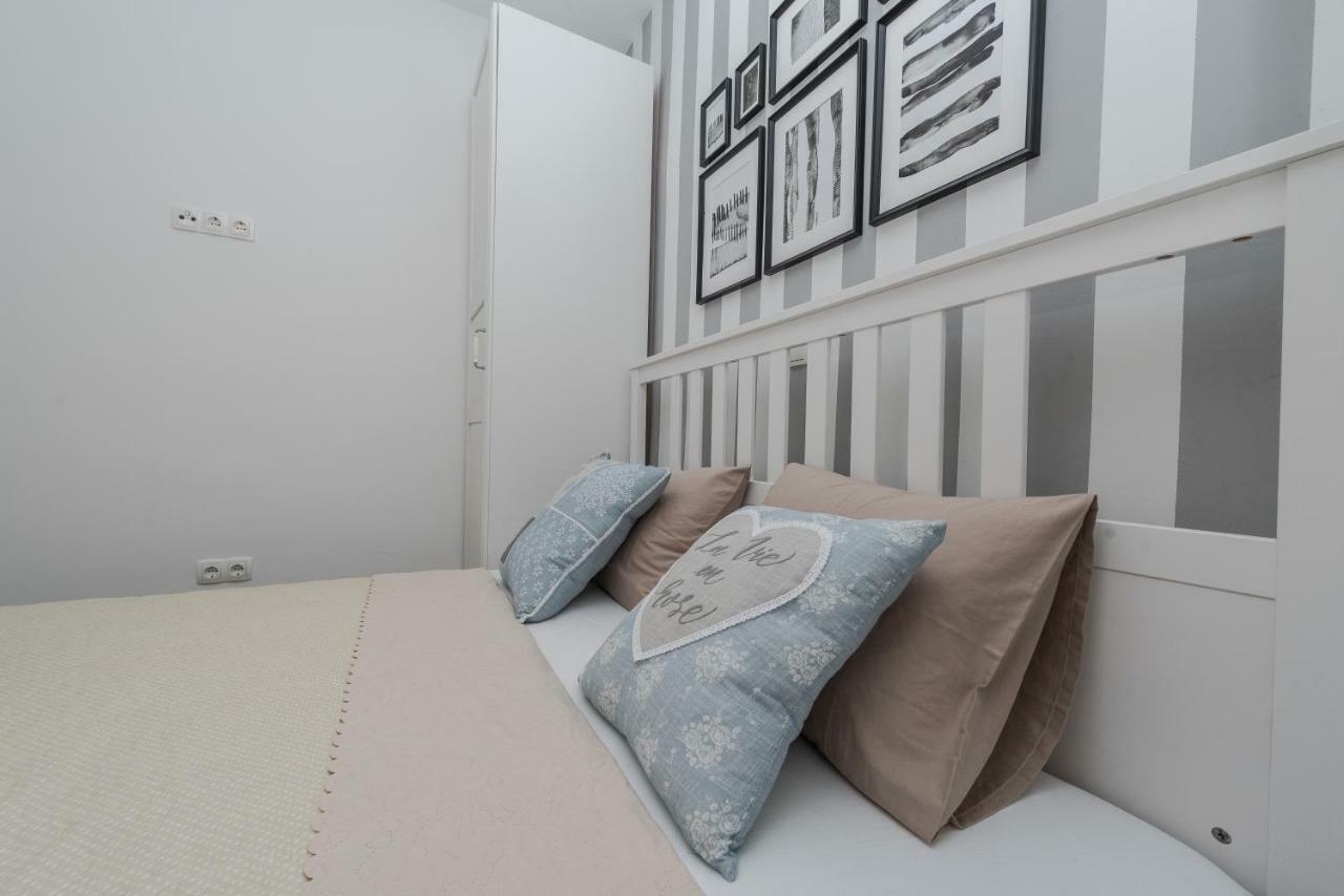 Apartments Jelavić Sutomiscica Zewnętrze zdjęcie