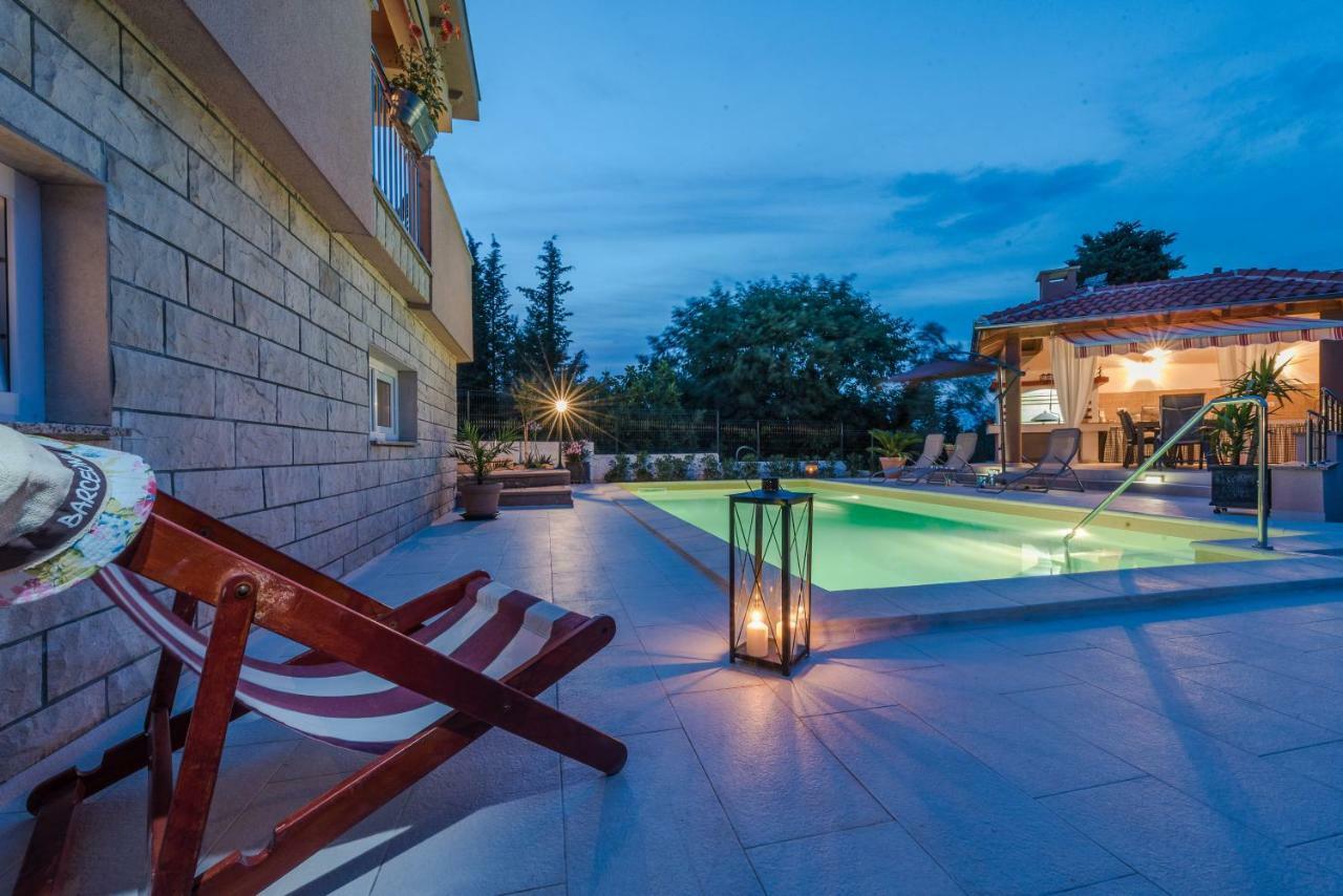 Apartments Jelavić Sutomiscica Zewnętrze zdjęcie